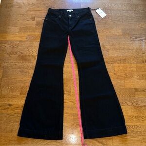 RE/DONE black wide leg jeans.  BNWT. Size 25 / 32 inseam
